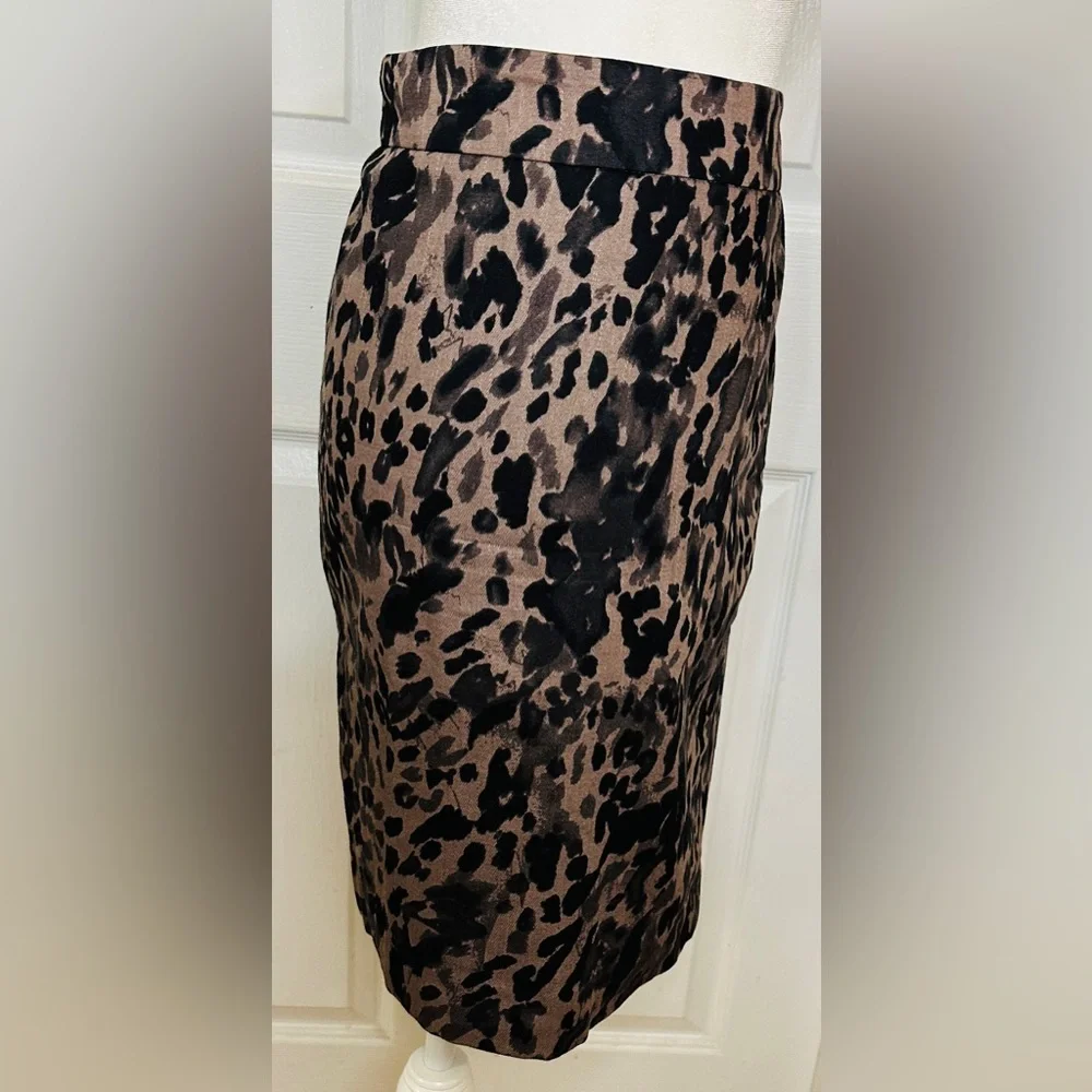 Ann Taylor  A-Line Skirt Animal Print Brown size 10 Petite